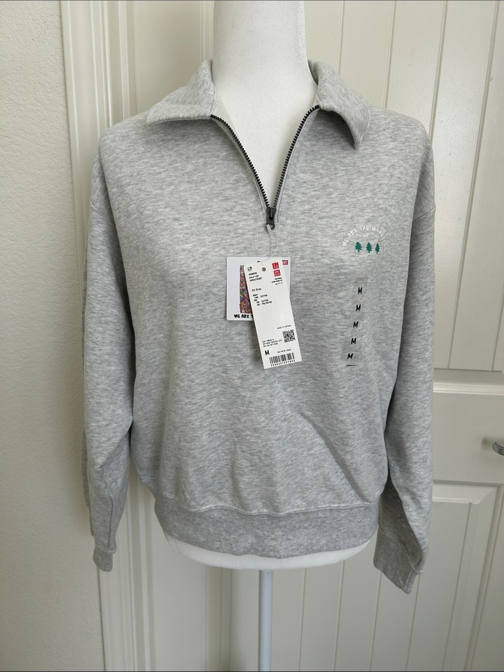 Uniqlo Women's Light Gray Quarter-Zip Sweatshirt - Minimal Embroidered Trees